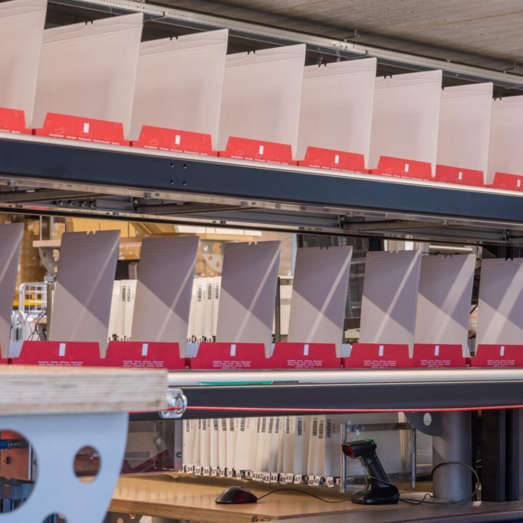 Avercon_921_Packagingmachine_Smartphone_16-scaled