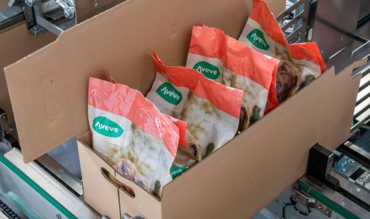 Avercon_Casepacker_Petfood